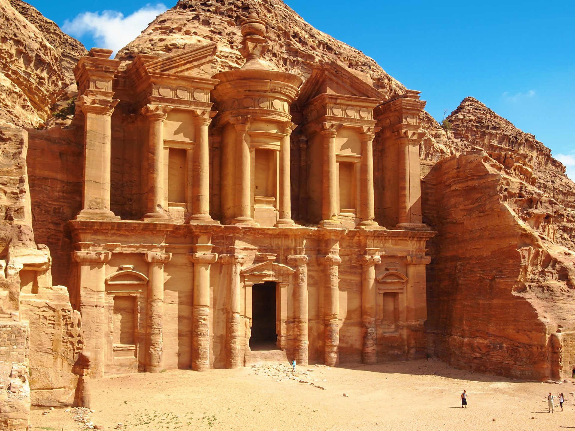 Giordania Essenziale: Petra, Wadi Rum e Mare Morto