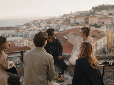 Lisbona senza fretta: fado, miradouros e un gruppo nato a colazione