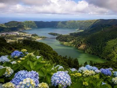 Azzorre: Sao Miguel tra laghi vulcanici e oceano