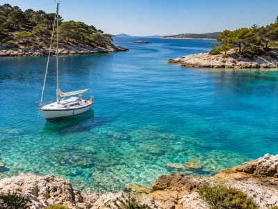 Croazia tra isole e baie: mini gruppo in barca